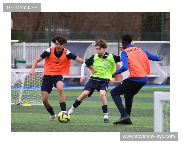 欧塞尔俱乐部百年征程与法甲荣耀传奇全景纪实发展与未来展望之路
