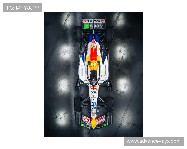 F1赛事最新动态：红牛车队主力车手展现强劲表现，赛季前景备受期待